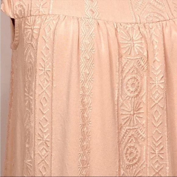 Dress - Picture 3 of 9